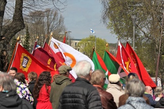 Työväen liput liehuivat 